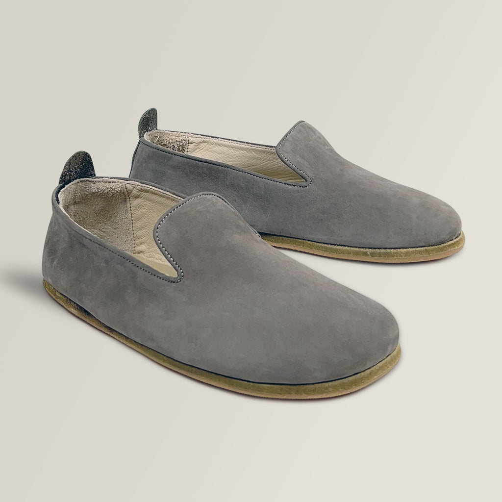 Chic Women's Clays Sneakers
