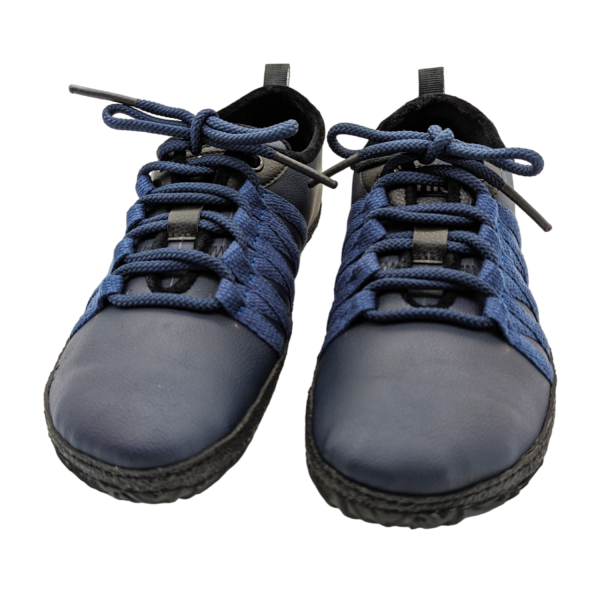 ÚNICO - One shoe for everything.