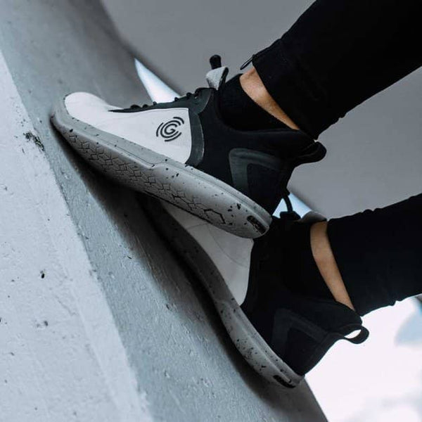 GROUNDIES Active Women.